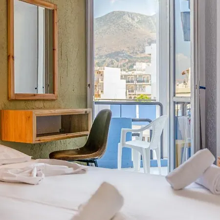 Simple Blue Hotel 2*