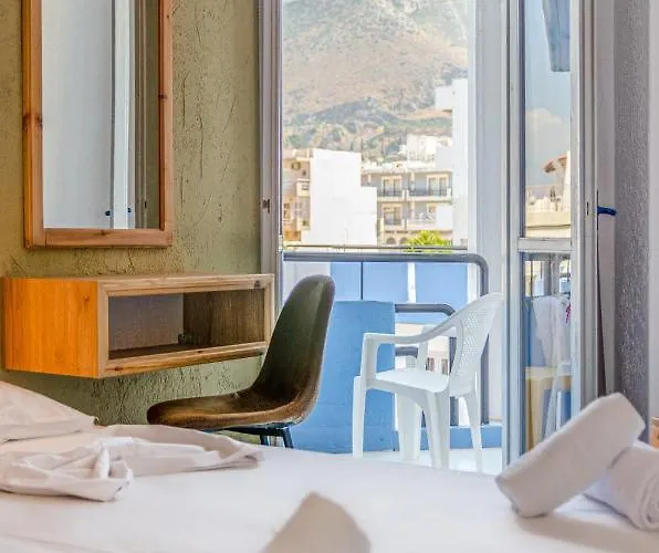 Simple Blue Hotel 2*