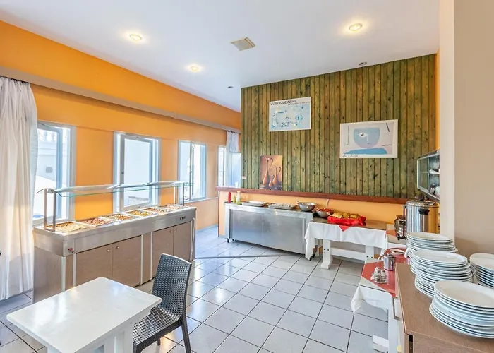 Hotel Simple Blue 2*