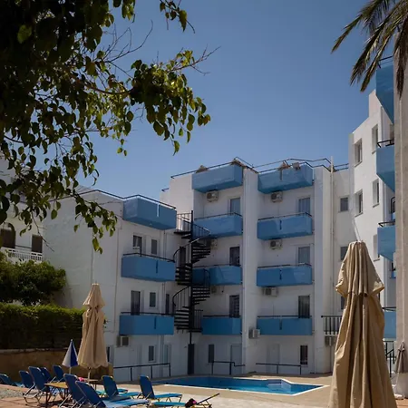 Готель Simple Blue 2*